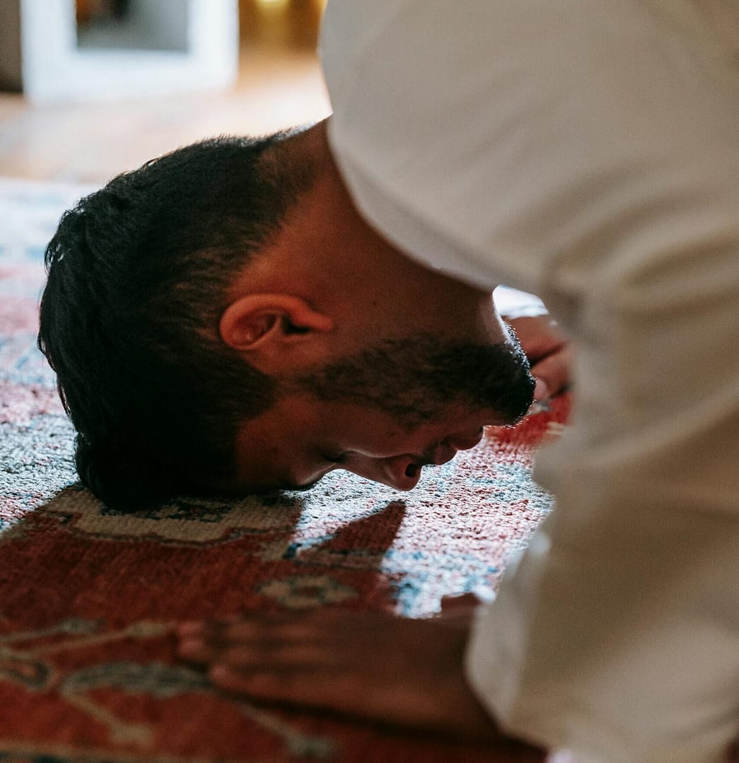 My Deen Institute , How to Learn to Pray: Islamic Prayer (Salah) Step-by-Step How to Learn to Pray: Islamic Prayer (Salah) Step-by-Step